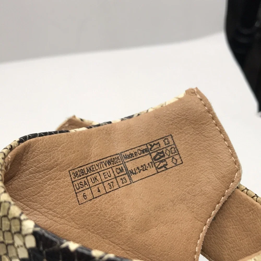 Vionic Perk Blakley Snakeskin Peep Toe Booties
